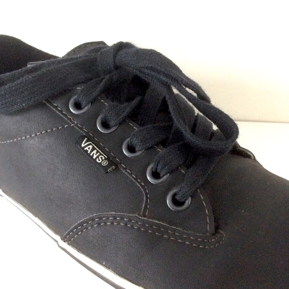 Vans Men’s Black Lace Up Board Shoes Sz 7 - Picture 2 of 12